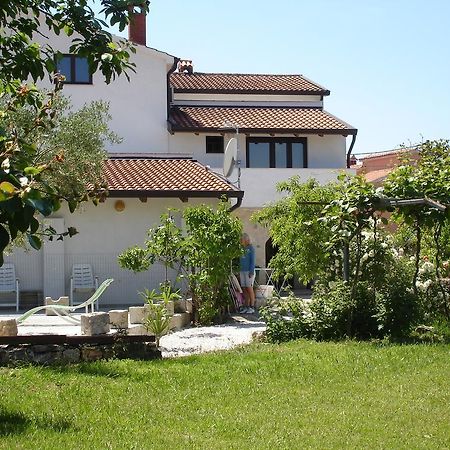 Gracia Apartments Funtana Kültér fotó