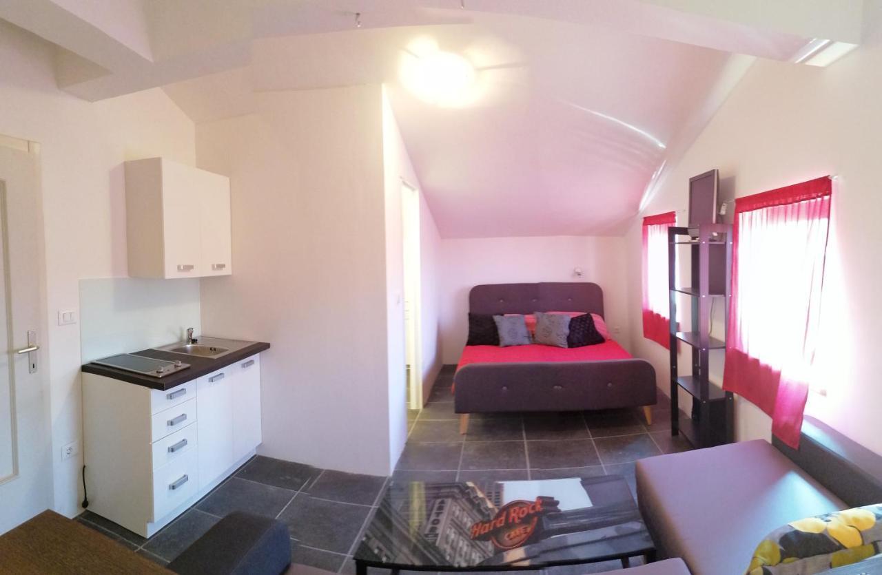 Gracia Apartments Funtana Kültér fotó