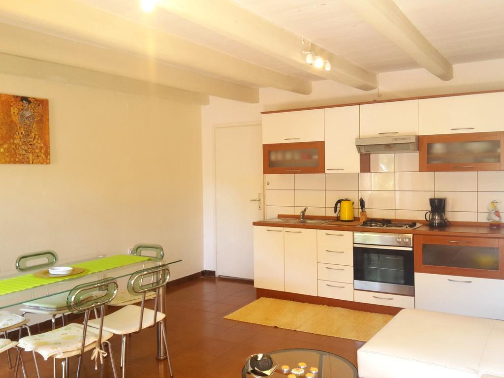 Gracia Apartments Funtana Kültér fotó