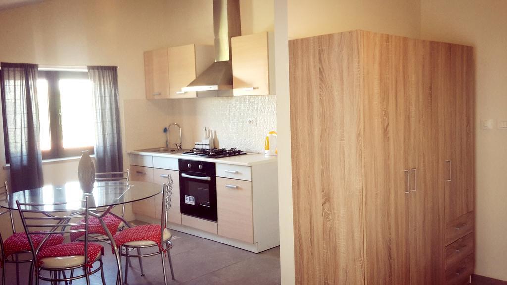 Gracia Apartments Funtana Kültér fotó